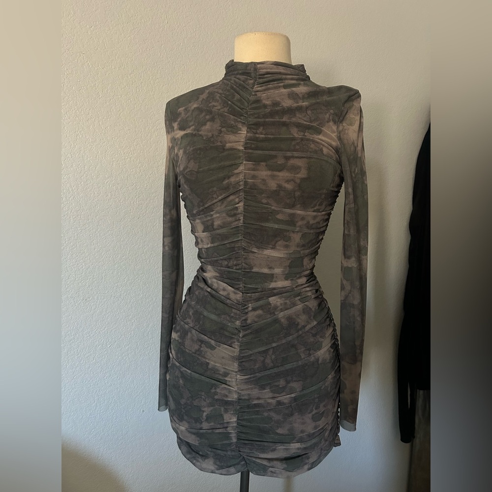 Elegant Camouflage Long Sleeve Dress